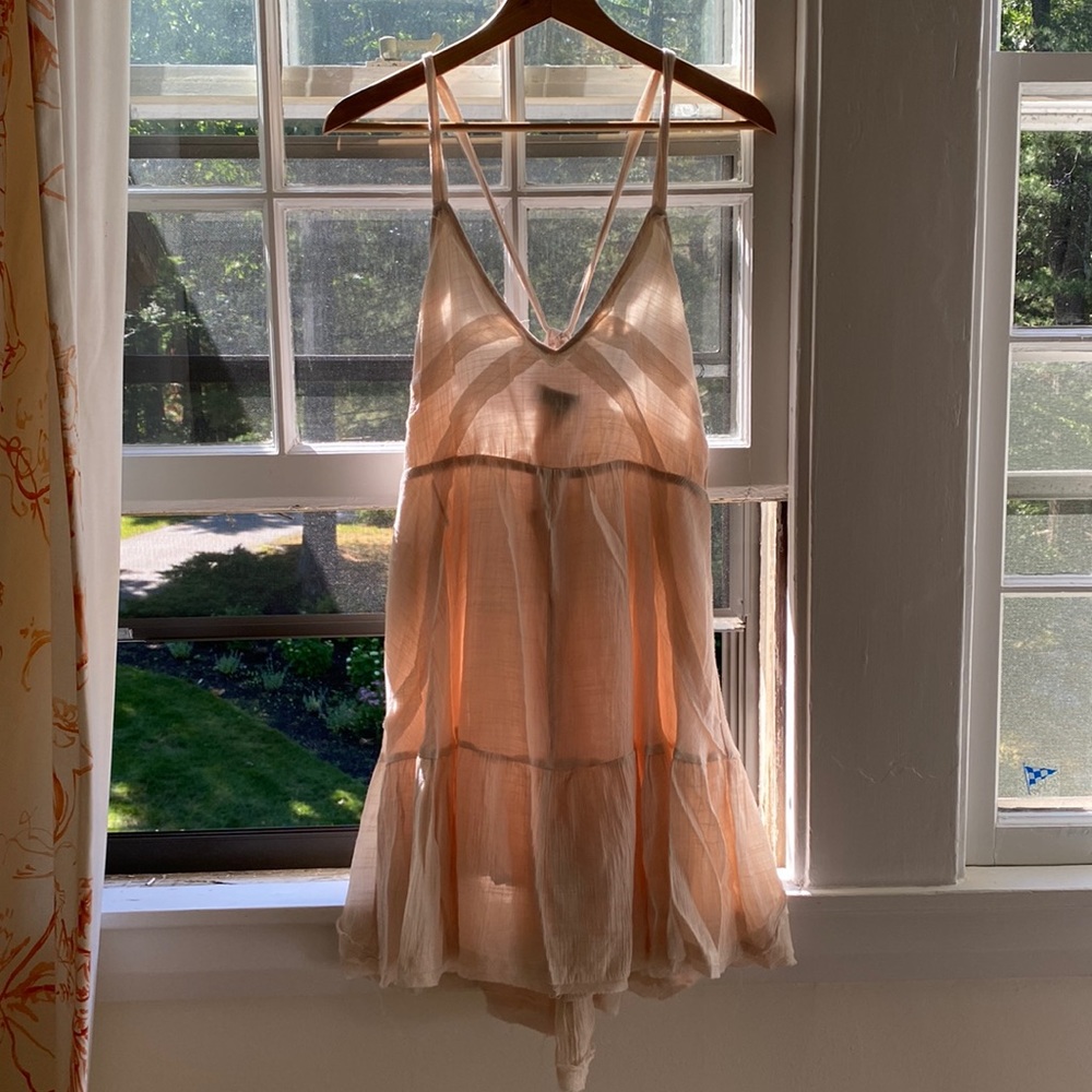 Gorgeous pink/beige open back summer dress